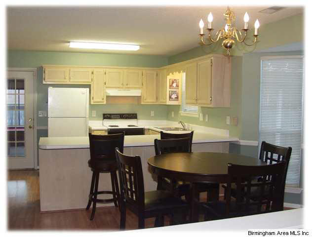 121 Cambridge Pointe Circle Alabaster, AL 35007 - Photo 5 of 22