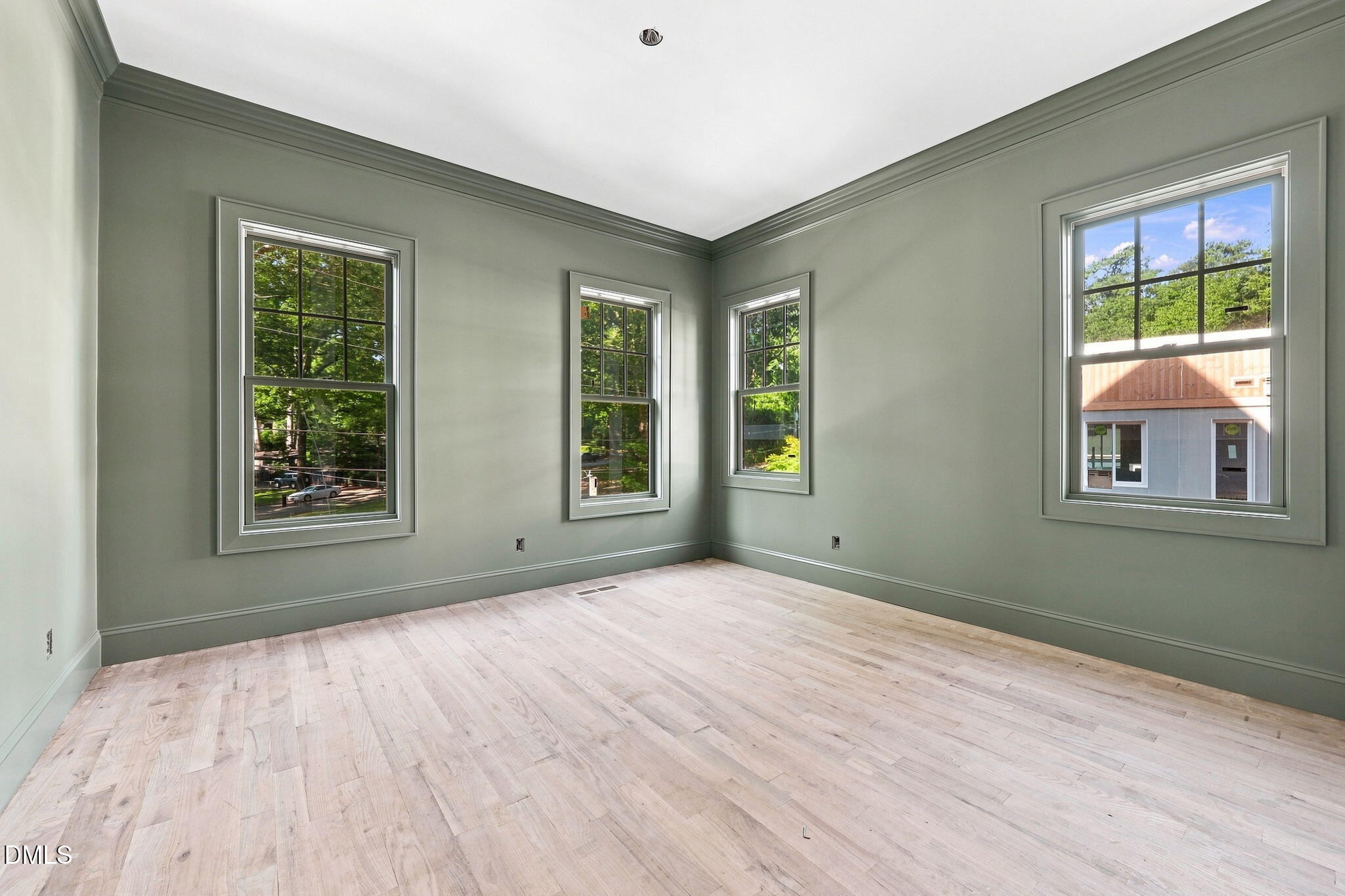 2702 North Mayview Road Raleigh, NC 27607 - Photo 7 of 39 24-web-or-mls-IMG_0843