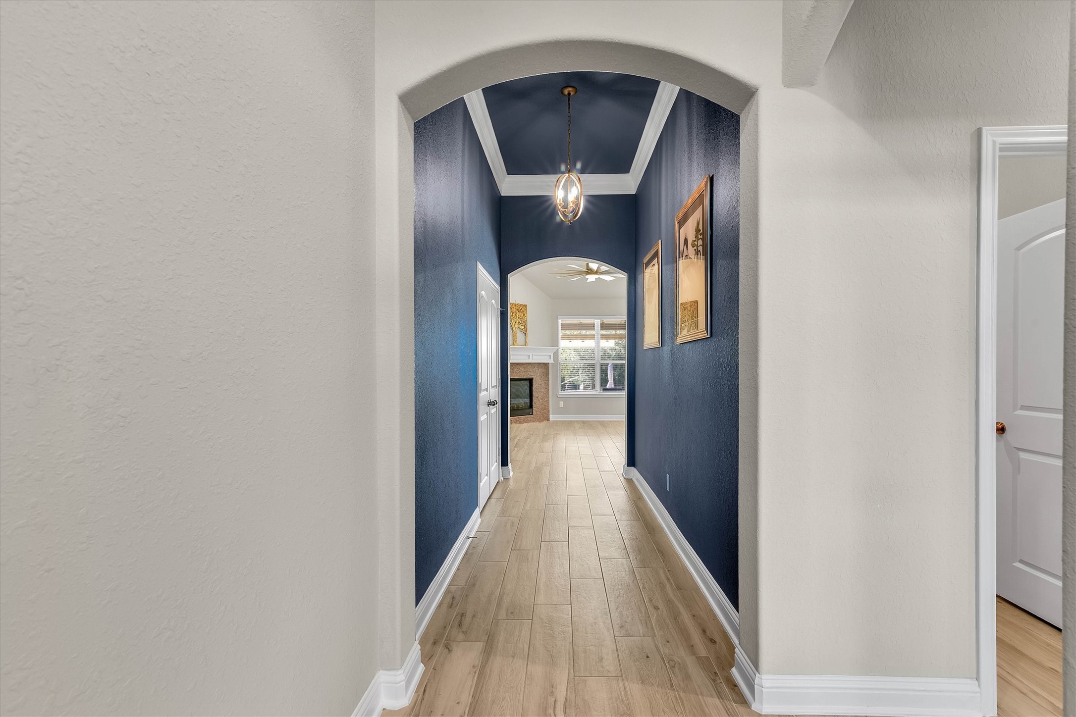 222 Racetrack Lane Montgomery, TX 77356 - Photo 12 of 41 Gallery Image 12