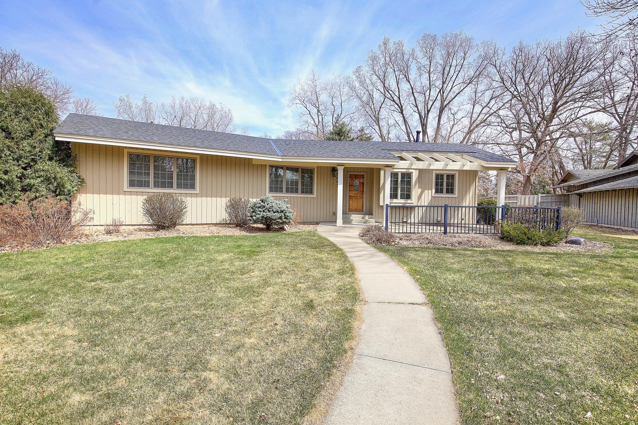 5657 North Danube Road Fridley, MN 55432 - Photo 1 of 1 Gallery Image 1