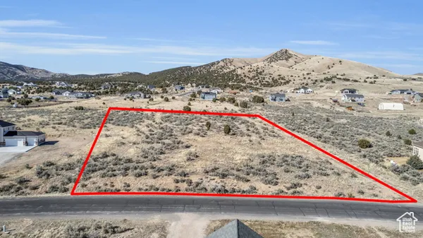 $235,000 | 2258 West Deer Run Drive, Unit 174, Stockton, UT 84071