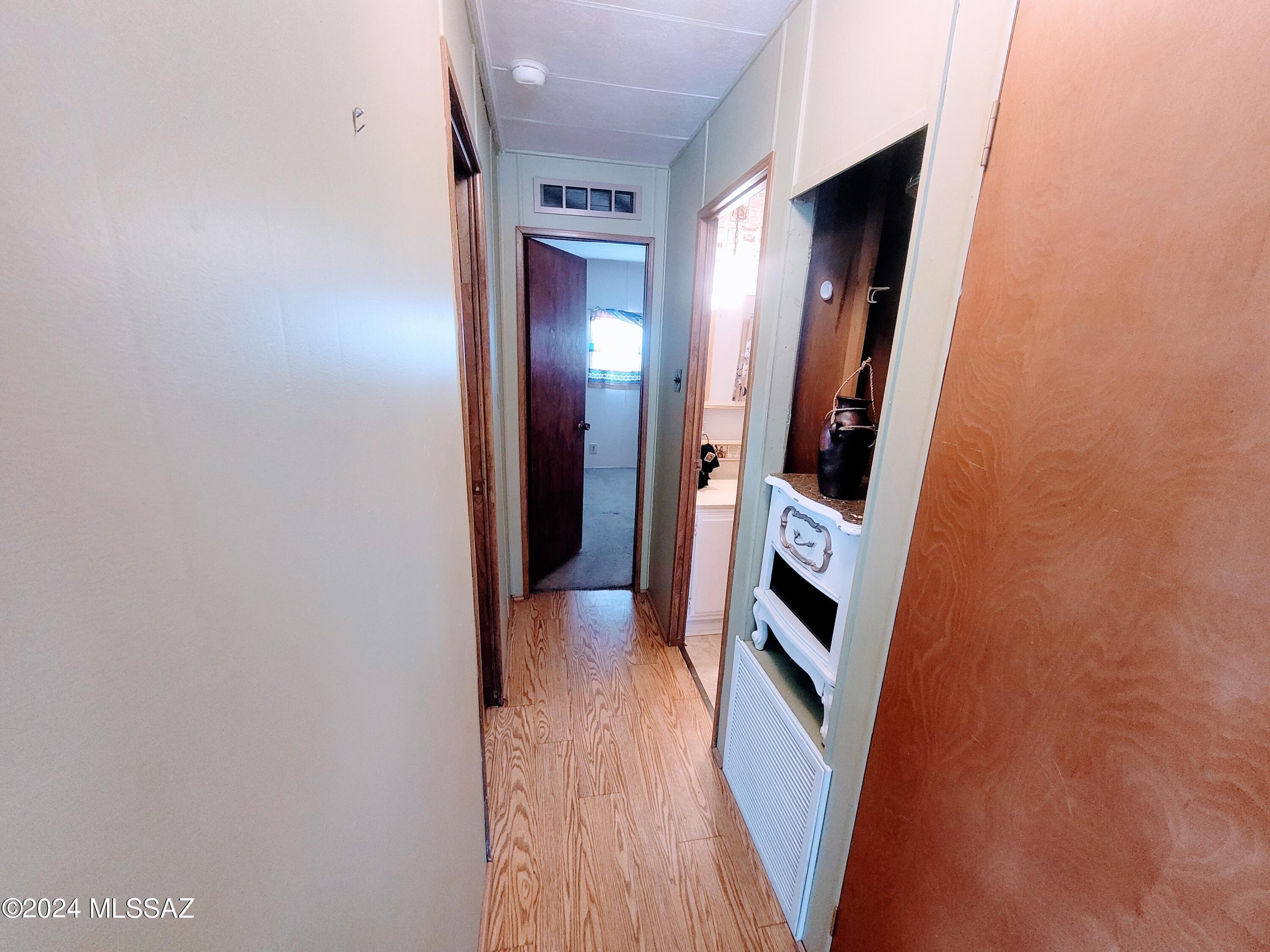 5550 West Box R Street Tucson, AZ 85713 - Photo 7 of 11 Gallery Image 7