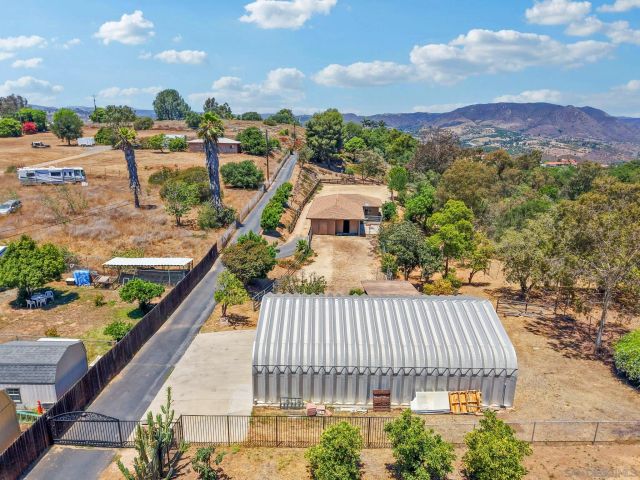 $1,199,000 | 974 Via Hillview, Fallbrook, CA 92028