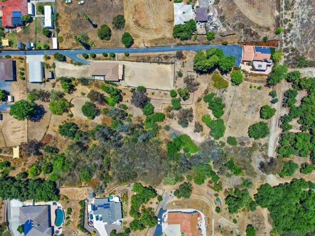 $1,199,000 | 974 Via Hillview, Fallbrook, CA 92028