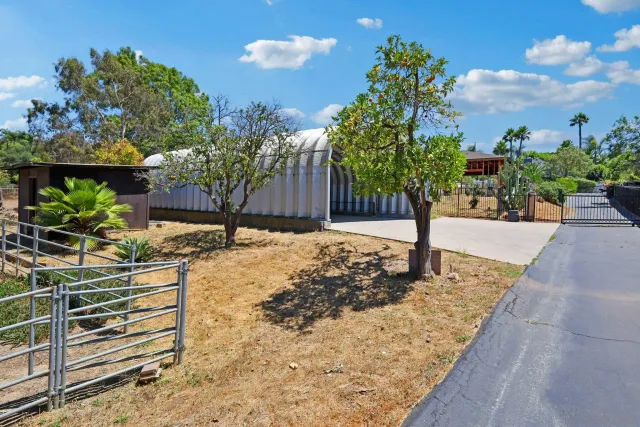 $1,199,000 | 974 Via Hillview, Fallbrook, CA 92028