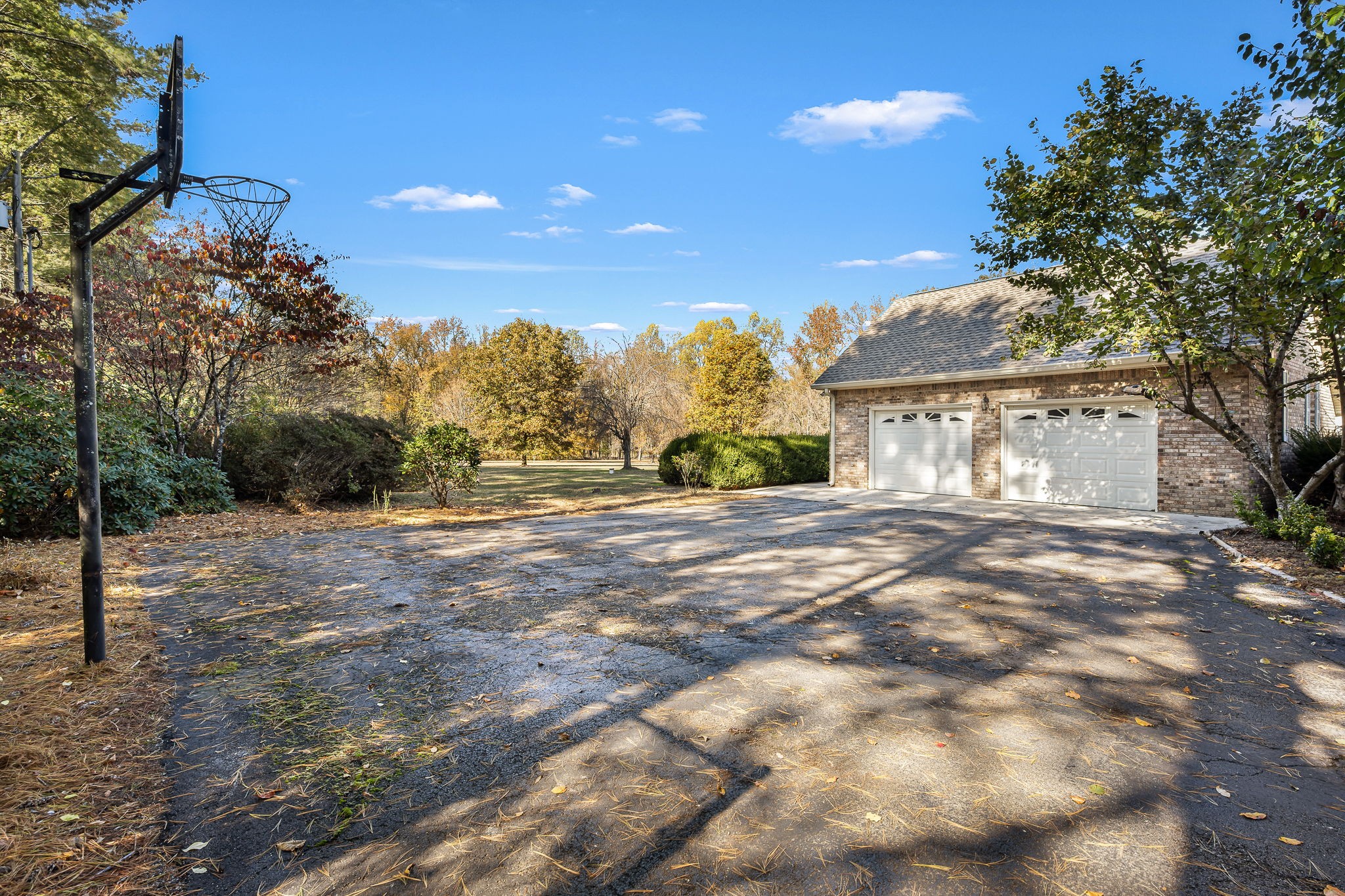 140 Motlow Road Tullahoma, TN 37388 - Photo 5 of 69 a view of a house with a yard