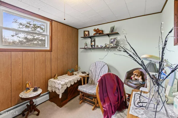 $199,900 | 691 Bridge Street, Bethlehem, NY 12158