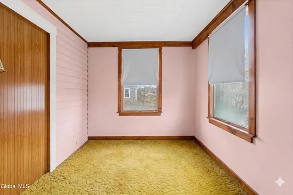 $199,900 | 691 Bridge Street, Bethlehem, NY 12158