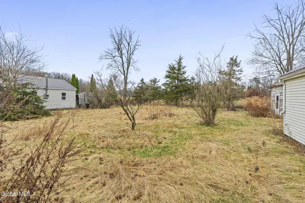 $199,900 | 691 Bridge Street, Bethlehem, NY 12158