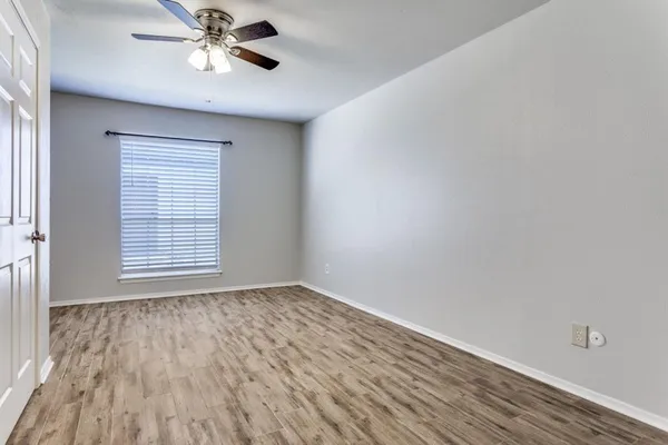 $139,000 | 4022 Ridglea Country Club Drive, Unit 608, Fort Worth, TX 76126