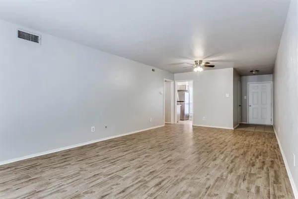 $139,000 | 4022 Ridglea Country Club Drive, Unit 608, Fort Worth, TX 76126