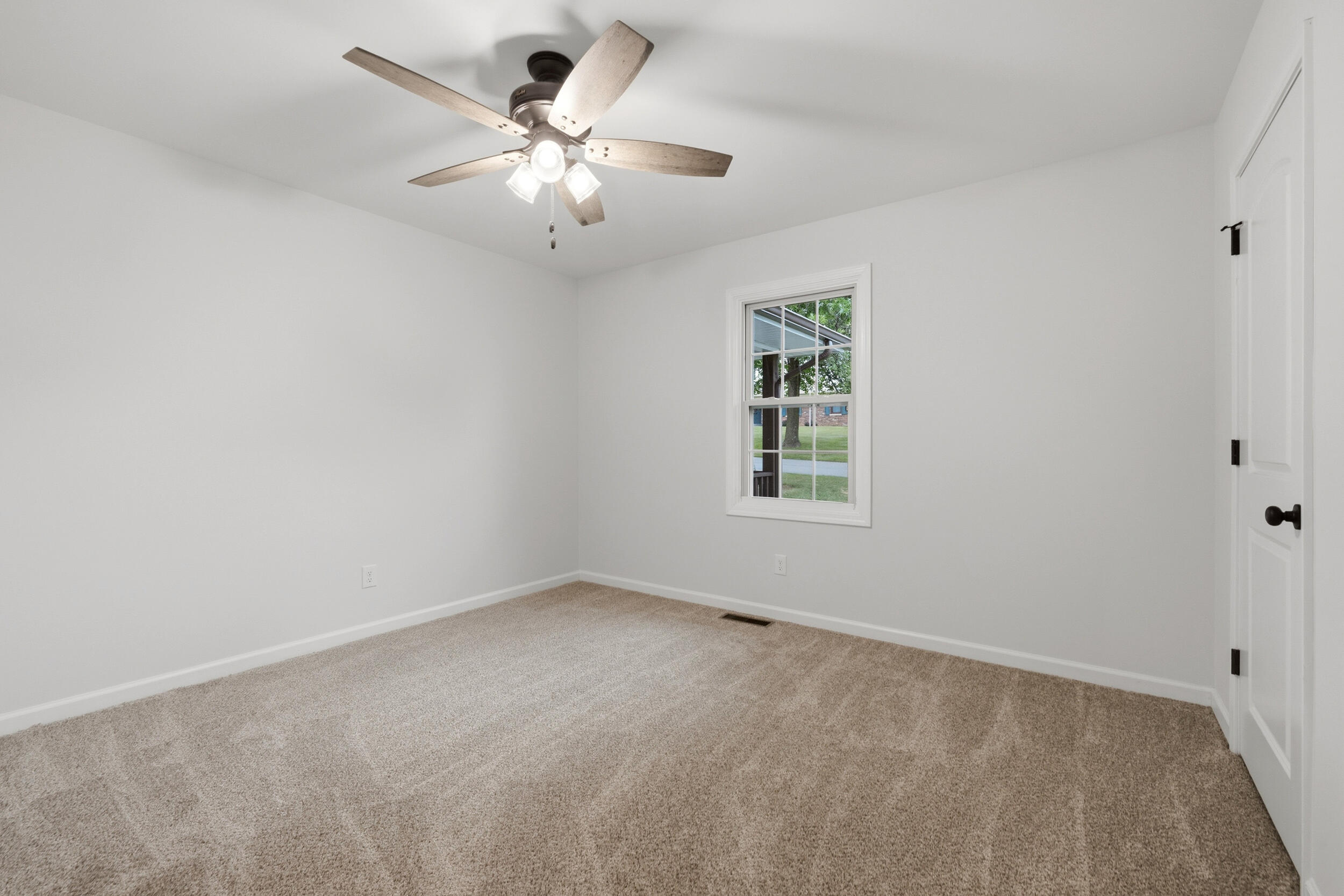 1014 Jenny Lillard Road Lawrenceburg, KY 40342 - Photo 22 of 38 Bedroom