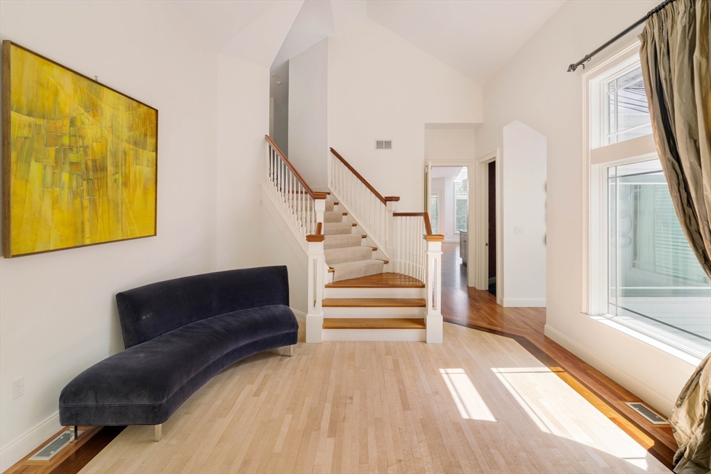 100 Westcliff Road Weston, MA 02493 - Photo 5 of 37 Gallery Image 5
