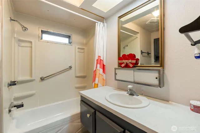 $55,000 | 201 Ho Hum Lane, Aberdeen, WA 98520