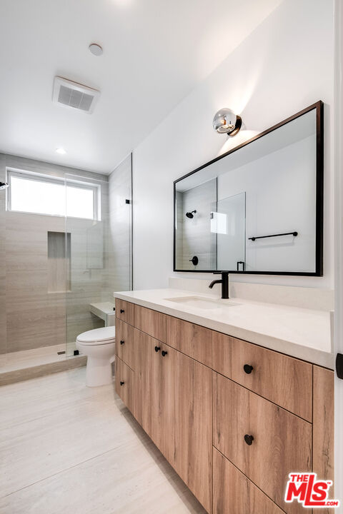 5319 Ben Avenue, Unit 1 Valley Village, CA 91607 - Photo 5 of 10