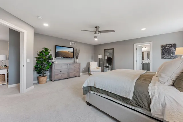 $699,900 | 520 Prairie Way South, Bayport, MN 55003