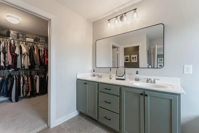 $699,900 | 520 Prairie Way South, Bayport, MN 55003