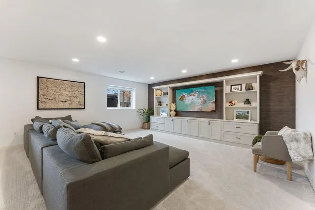 $699,900 | 520 Prairie Way South, Bayport, MN 55003