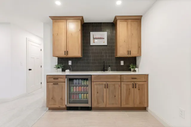 $699,900 | 520 Prairie Way South, Bayport, MN 55003