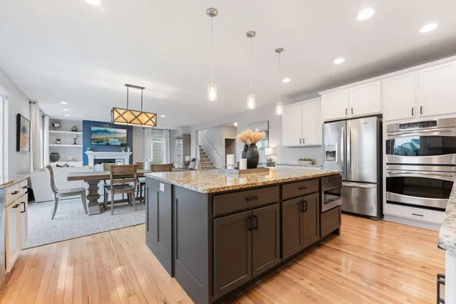 $699,900 | 520 Prairie Way South, Bayport, MN 55003