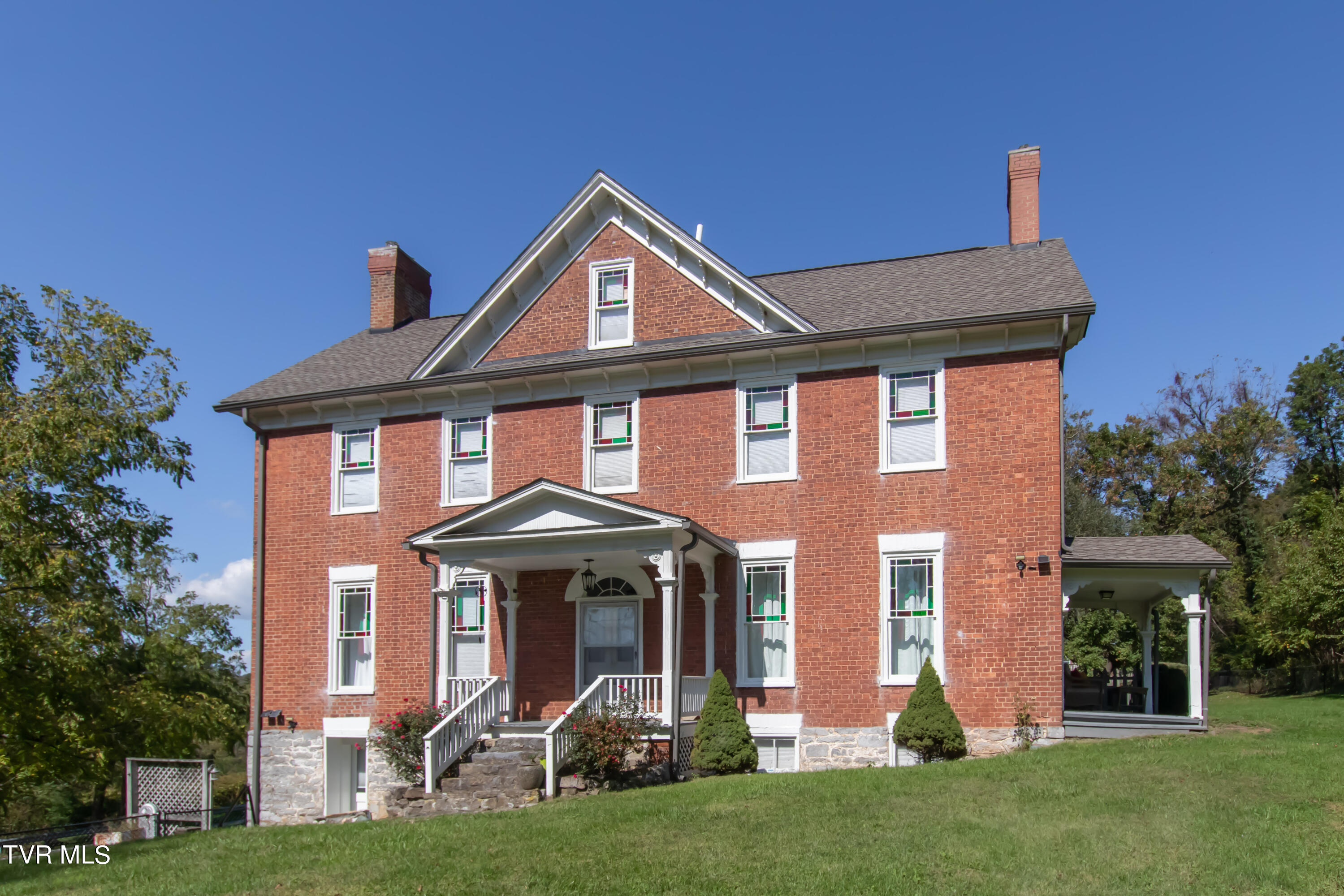 410 Southwest Stone Mill Road Southwest Abingdon, VA 24210 - Photo 2 of 69 Stone Mill-21