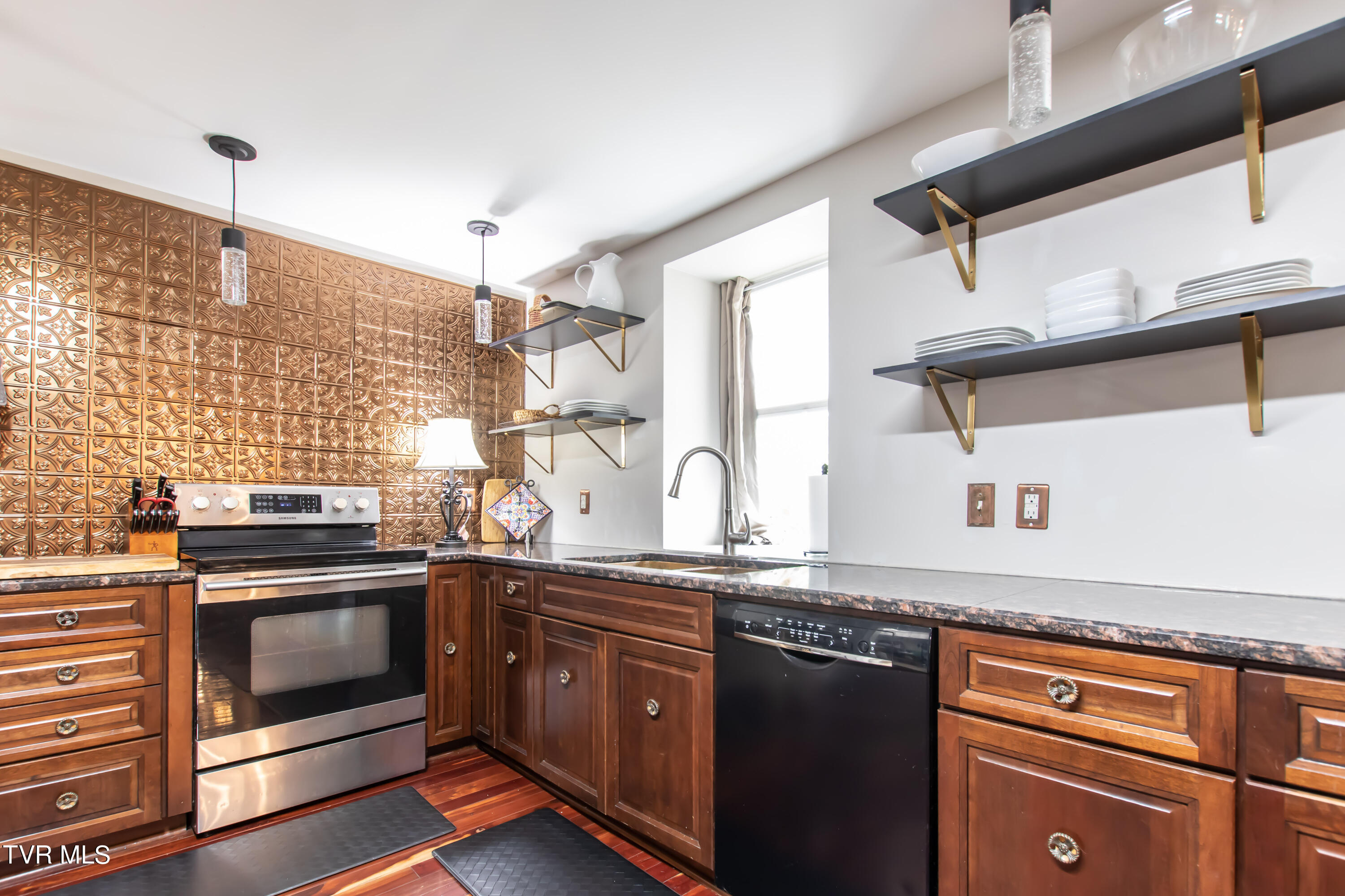 410 Southwest Stone Mill Road Southwest Abingdon, VA 24210 - Photo 27 of 69 Stone Mill-36