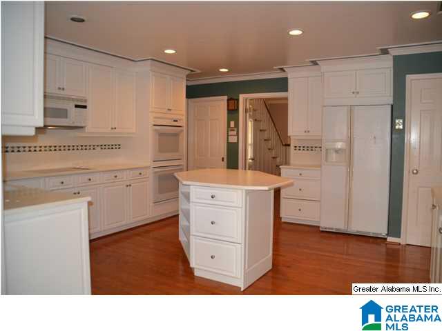 721 Wellington Road South Birmingham, AL 35209 - Photo 13 of 22