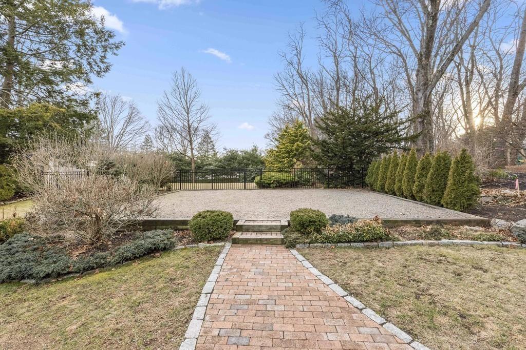 26 Roberts Road Wellesley, MA 02481 - Photo 29 of 33