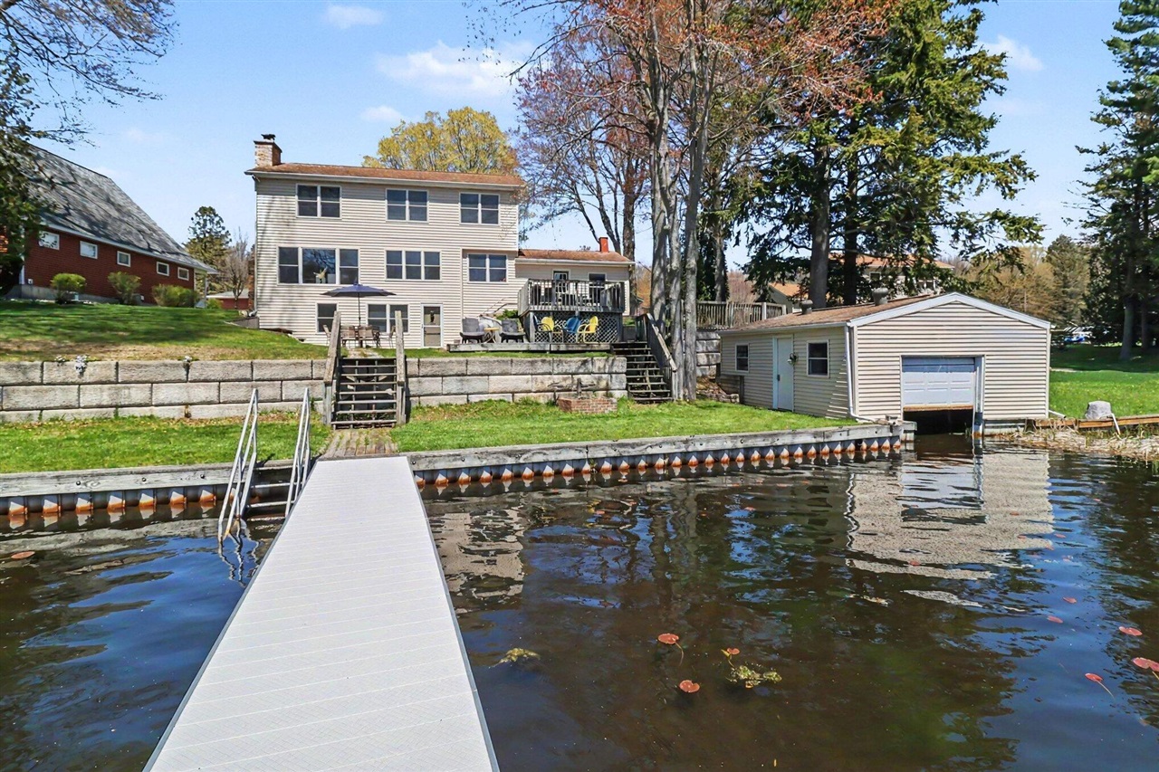 6875 West Illinois Road Ludington, MI 49431 - Photo 4 of 38