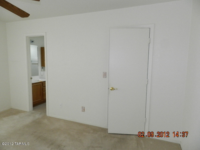 7847 East Rooner Drive Tucson, AZ 85730 - Photo 10 of 19