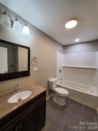 $1,250 | 1122 Rolling Lane, Statesville, NC 28677