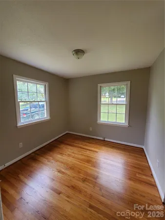 $1,250 | 1122 Rolling Lane, Statesville, NC 28677