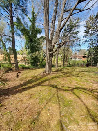 $1,250 | 1122 Rolling Lane, Statesville, NC 28677