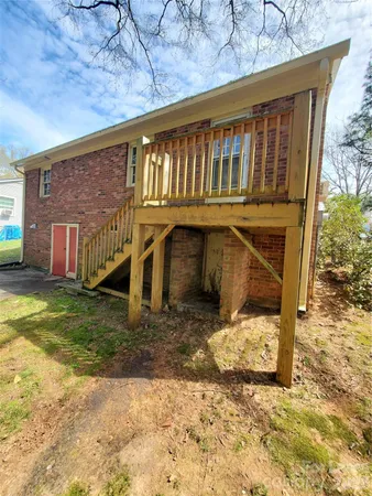 $1,250 | 1122 Rolling Lane, Statesville, NC 28677