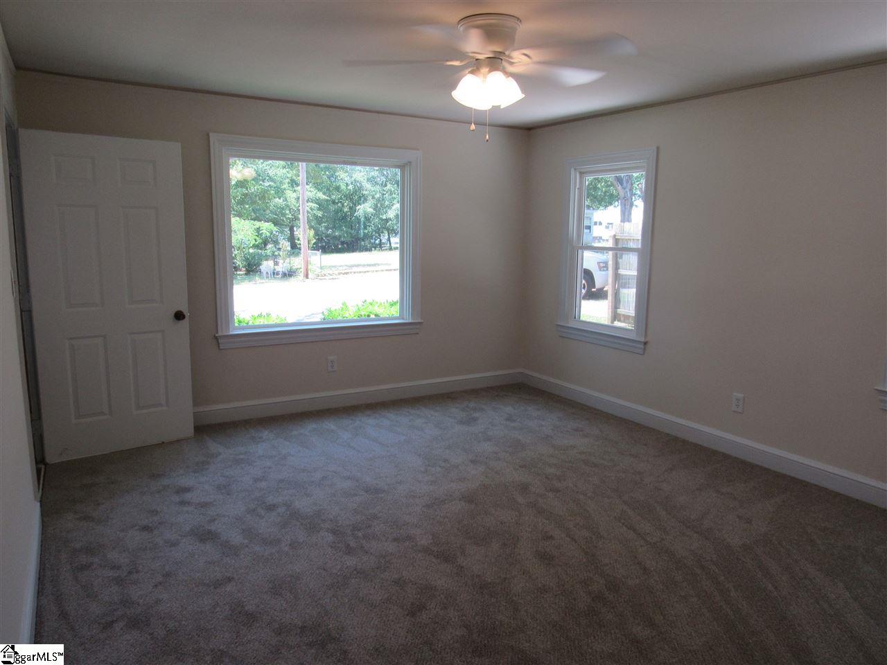 121 Roper Street Easley, SC 29640 - Photo 11 of 17