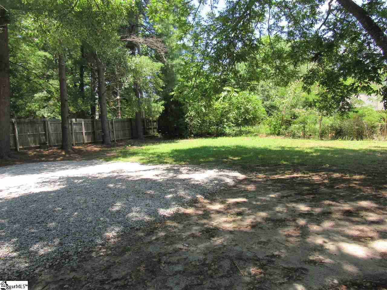 121 Roper Street Easley, SC 29640 - Photo 6 of 17