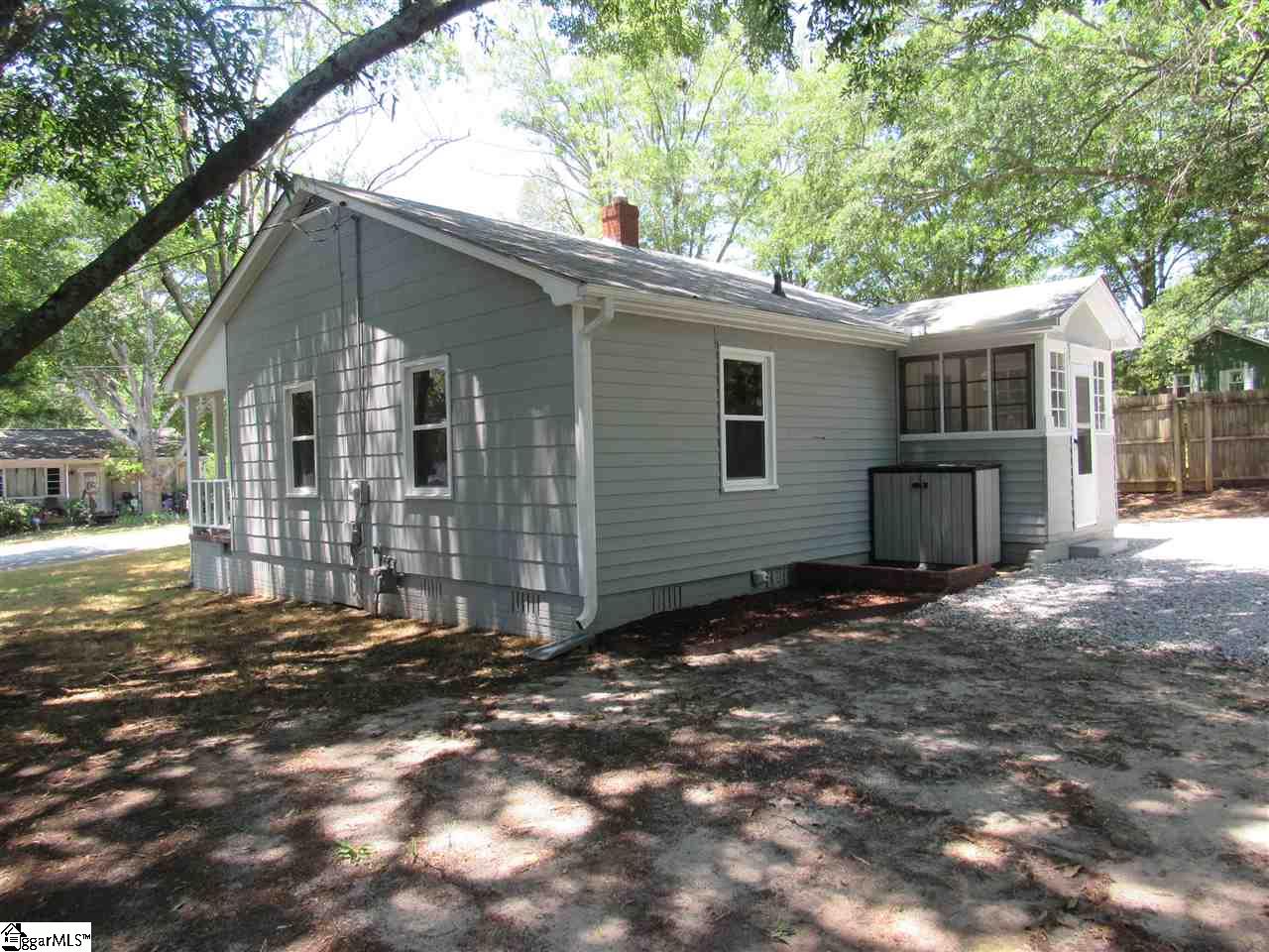 121 Roper Street Easley, SC 29640 - Photo 7 of 17