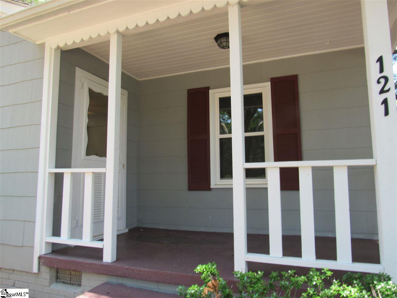 121 Roper Street Easley, SC 29640 - Photo 8 of 17