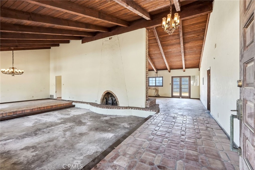 11560 Darling Road Agua Dulce, CA 91390 - Photo 3 of 45