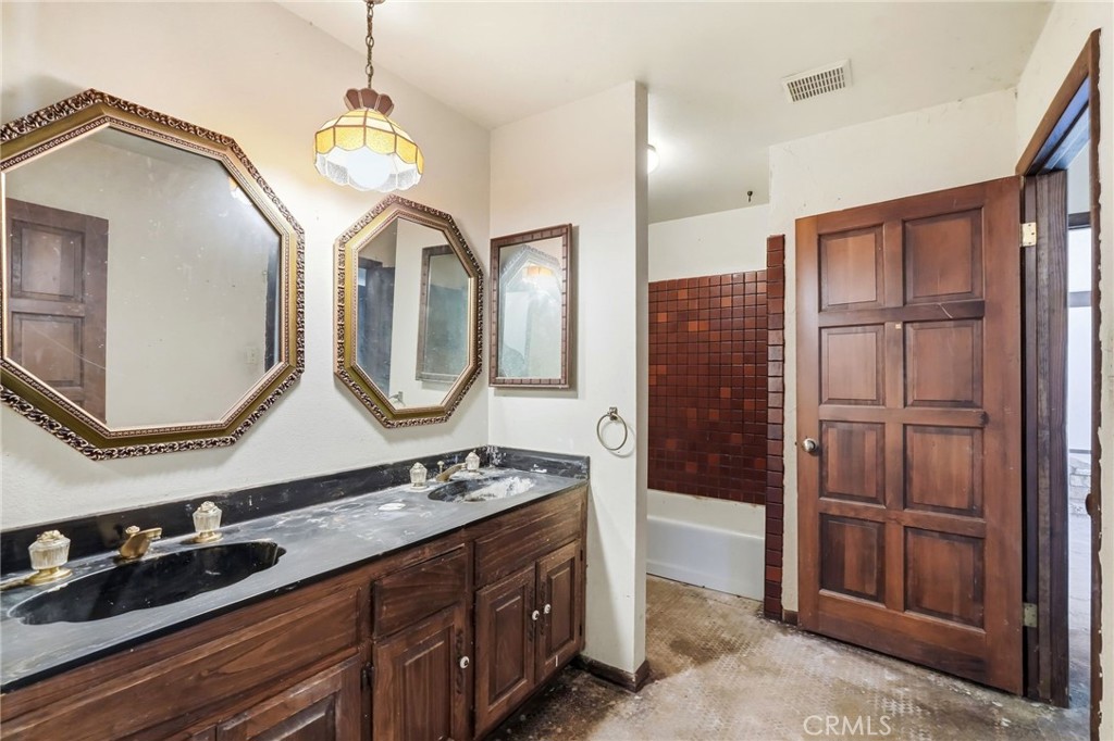 11560 Darling Road Agua Dulce, CA 91390 - Photo 33 of 45