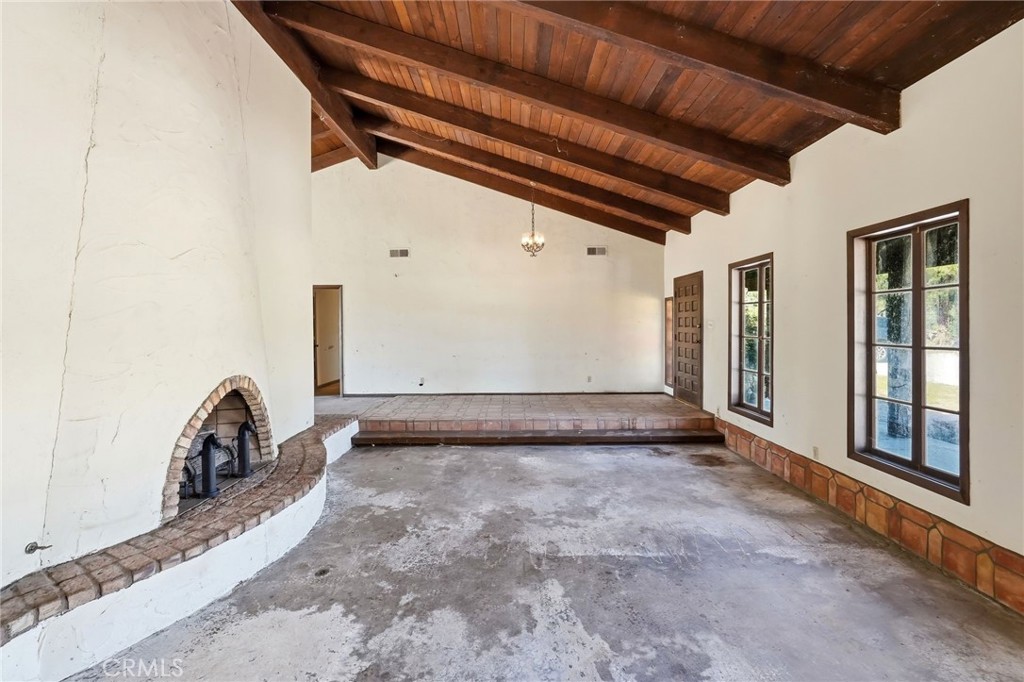 11560 Darling Road Agua Dulce, CA 91390 - Photo 5 of 45