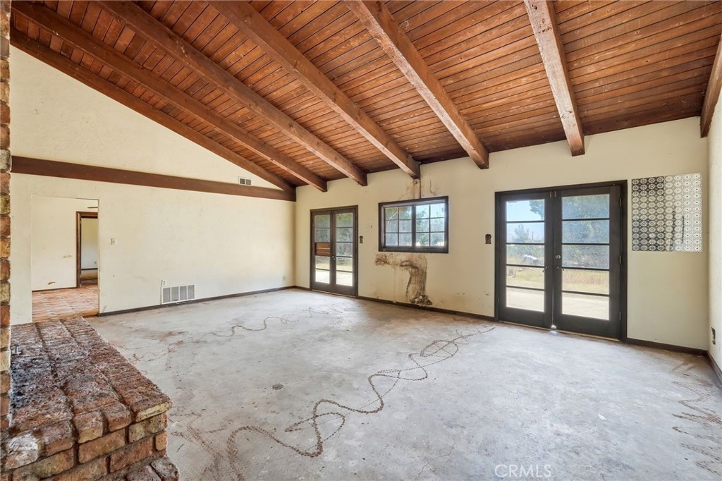 11560 Darling Road Agua Dulce, CA 91390 - Photo 9 of 45