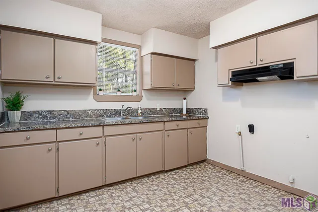 $60,000 | 11706 Clarence Street, Clinton, LA 70722