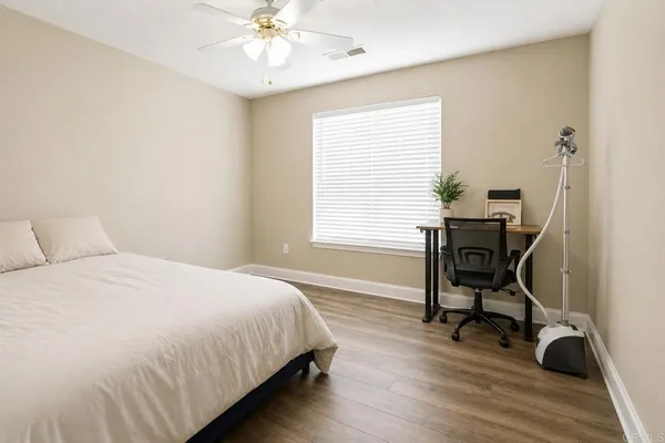 $400,000 | 1462 Chimney Way, Lemoore, CA 93245