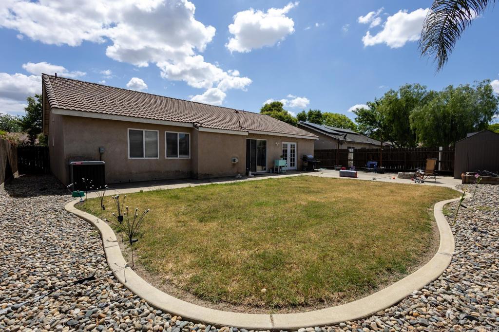 1462 Chimney Way Lemoore, CA 93245 - Photo 34 of 38