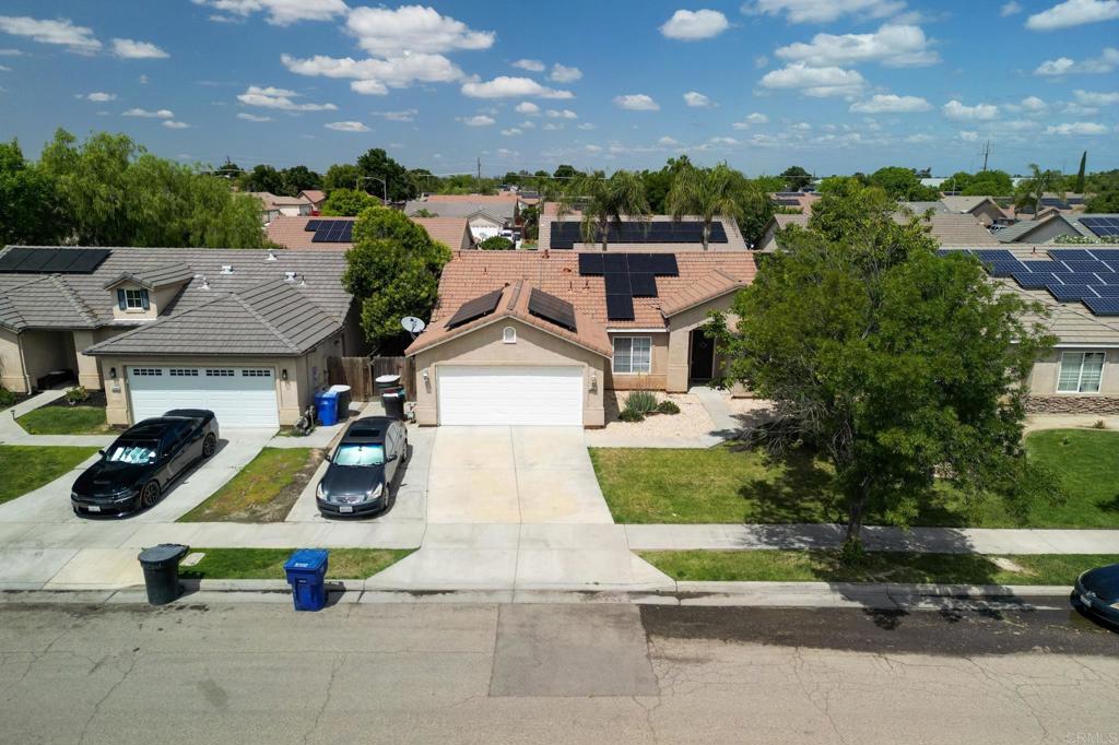 1462 Chimney Way Lemoore, CA 93245 - Photo 37 of 38
