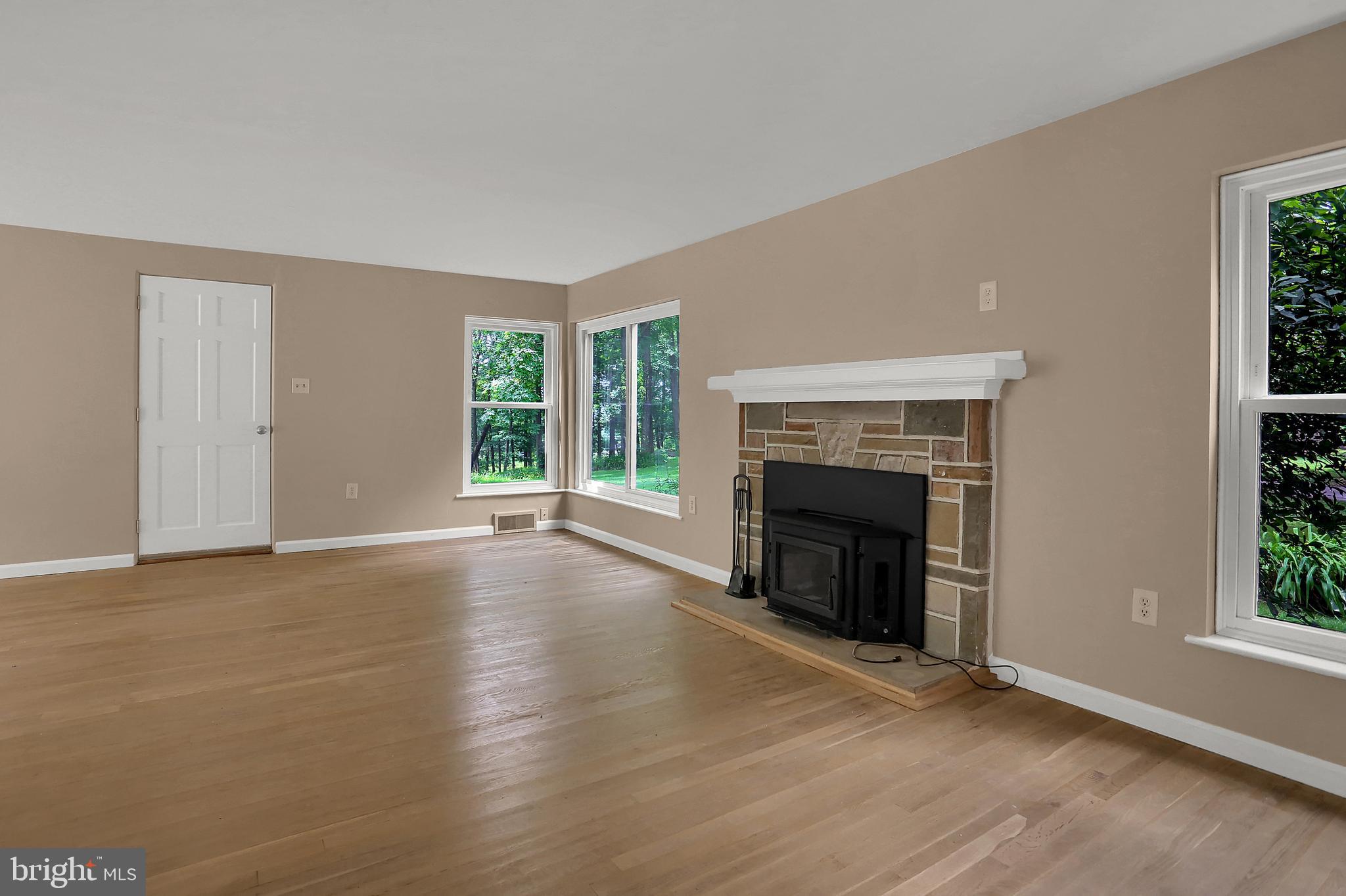 175 Pickett Road Dover, PA 17315 - Photo 21 of 59 Gallery Image 21