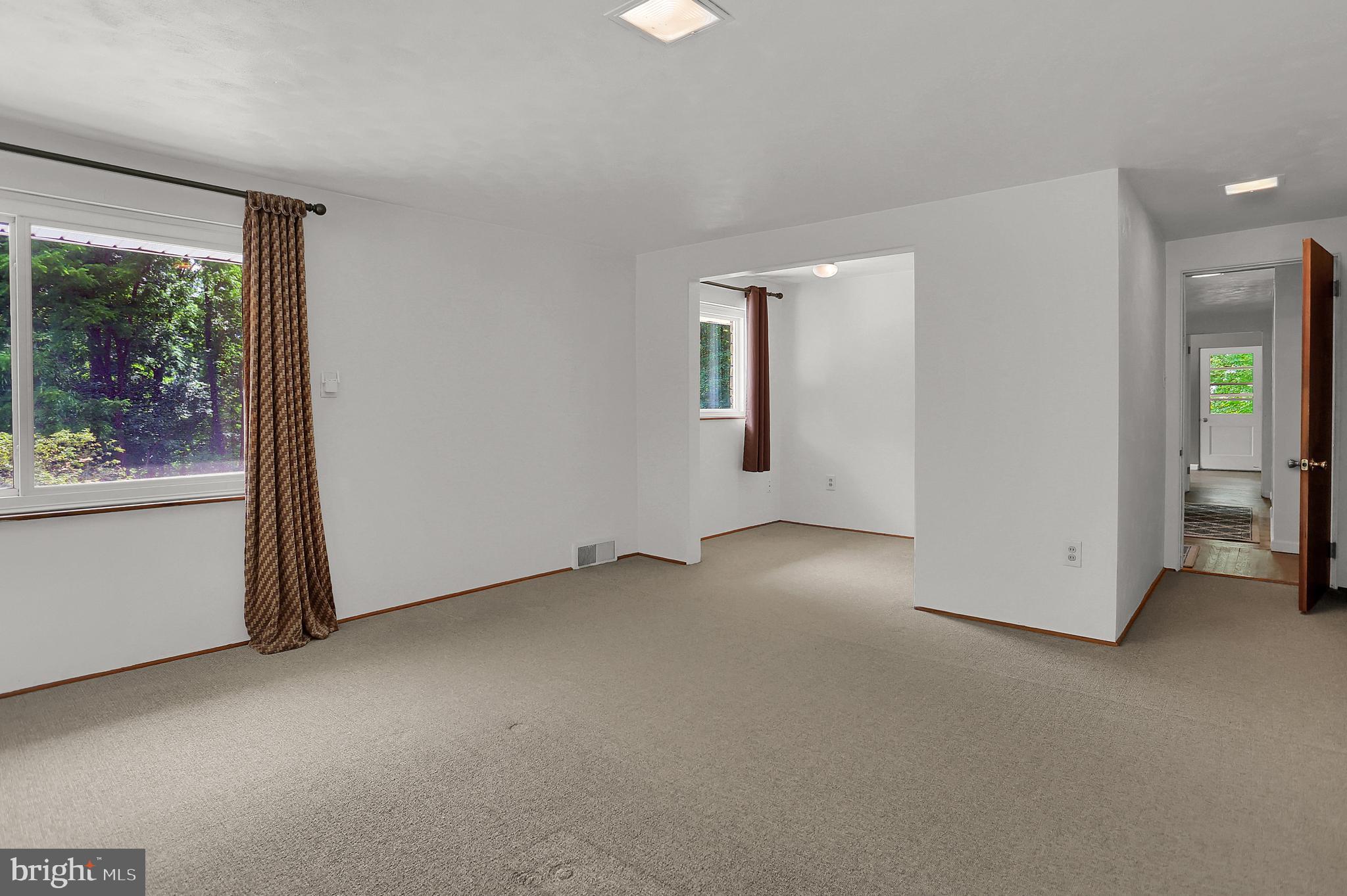 175 Pickett Road Dover, PA 17315 - Photo 29 of 59 Gallery Image 29