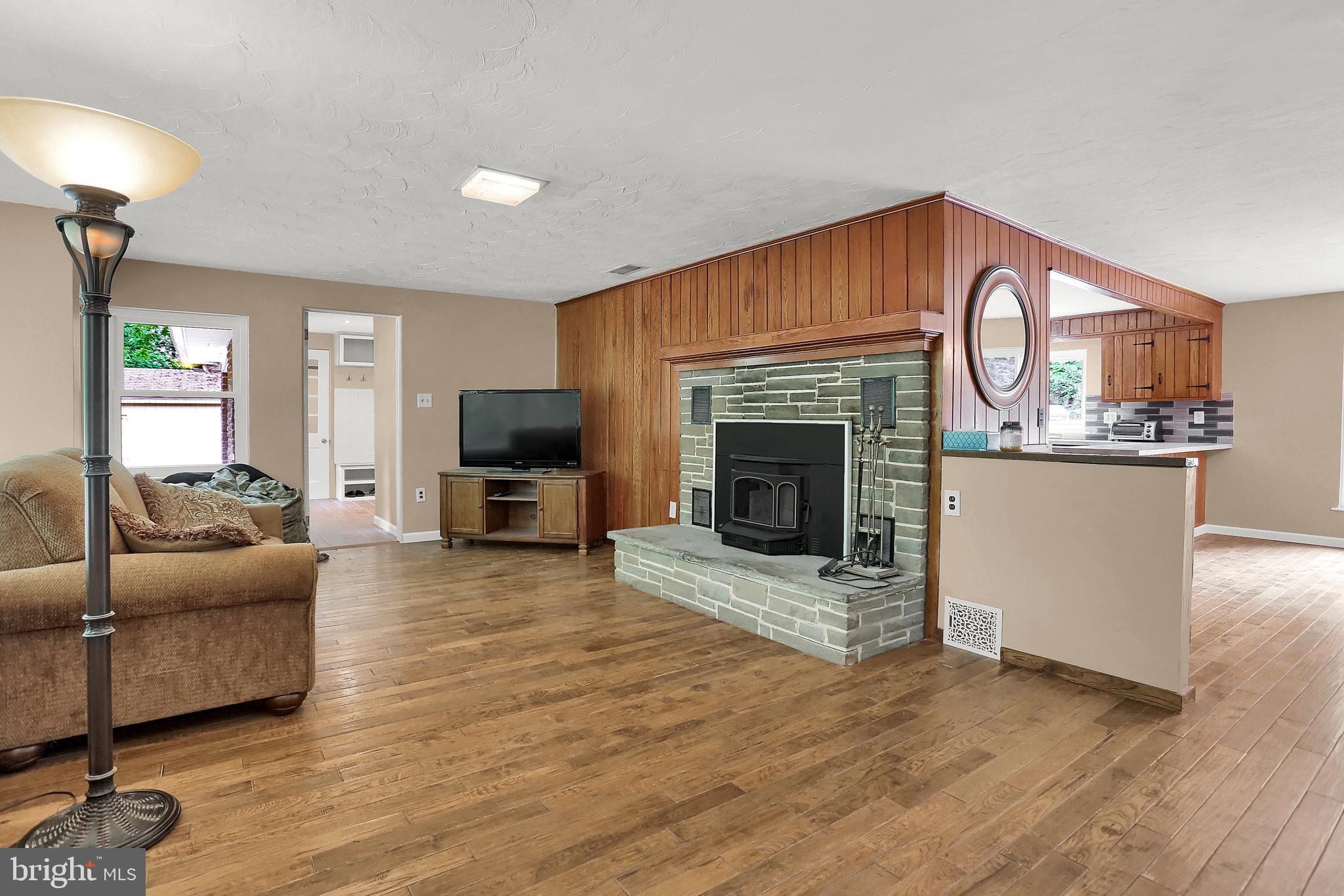 175 Pickett Road Dover, PA 17315 - Photo 5 of 59 Gallery Image 5