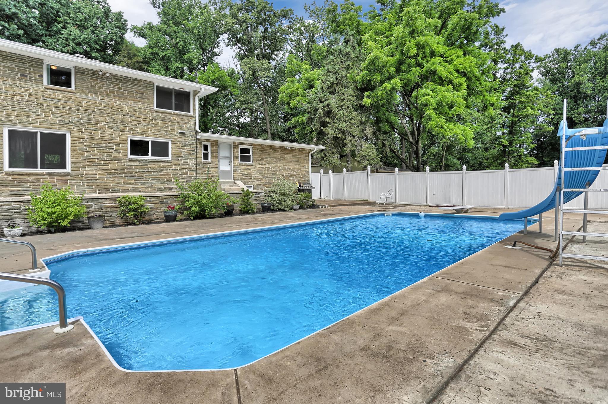 175 Pickett Road Dover, PA 17315 - Photo 41 of 59 Gallery Image 41